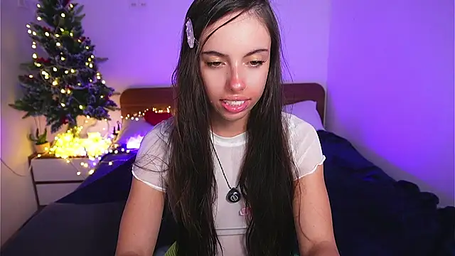 Dayna Nebula online show from 12-20-25, 05:43