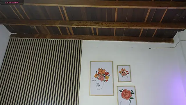 LillyDolls23 online show from 10-26-25, 12:49