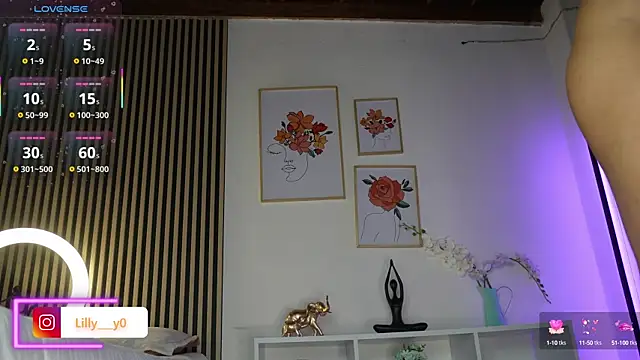 LillyDolls23 online show from 10-01-25, 11:58