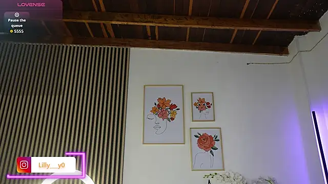 LillyDolls23 online show from 11-16-25, 12:43