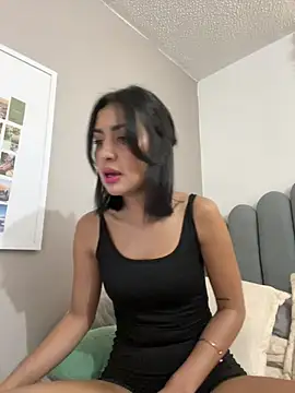 Snapshot of romma95 chatting on 02-26-25, 03:54 romma95 online show from 02-26-25, 03:54