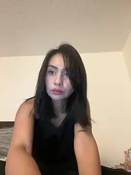 Snapshot of romma95 chatting on 12-21-24, 04:46 romma95 online show from 12-21-24, 04:46