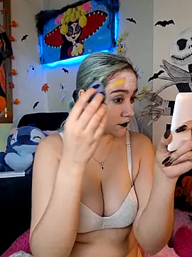 NaomiShimizu online show from 10-27-25, 09:05