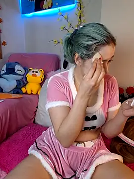 NaomiShimizu online show from 10-14-25, 07:47