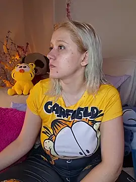 NaomiShimizu online show from 11-24-25, 09:37