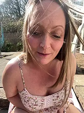 HoneyBluex online show from 03-05-26, 12:35