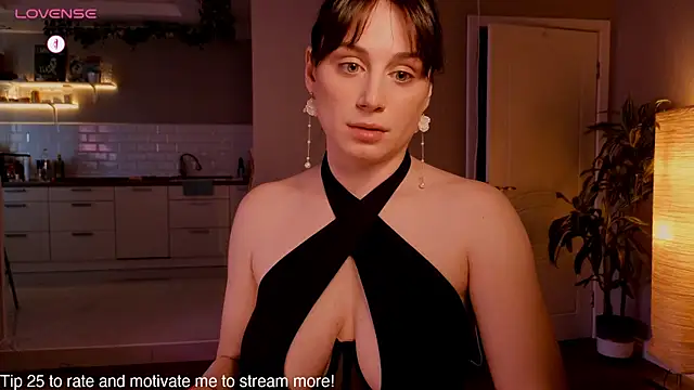 moon deity  online show from 04-06-26, 02:29