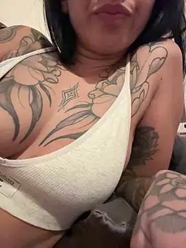 Nadiasexy online show from 02-18-26, 04:47