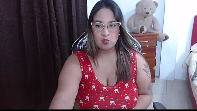 Snapshot of KathyHardcore69 chatting on 10-19-25, 01:52 KathyHardcore69 online show from 10-19-25, 01:52