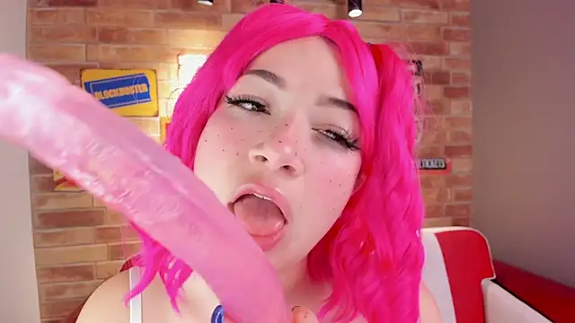 miss  pamela online show from 09-19-25, 11:03