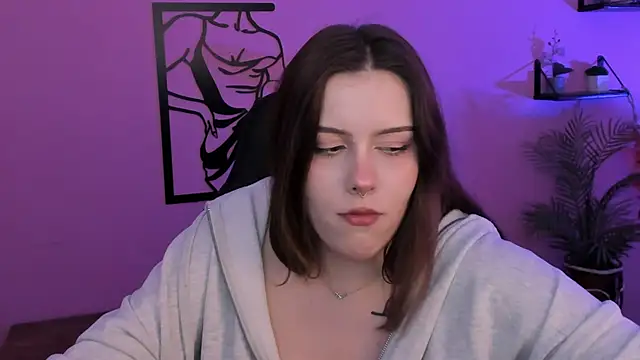 Snapshot of CoralineKeyns chatting on 03-06-25, 11:58 CoralineKeyns online show from 03-06-25, 11:58
