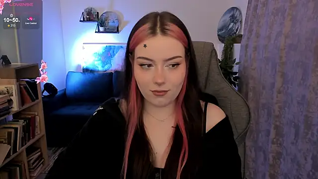 CoralineKeyns online show from 05-12-26, 05:37