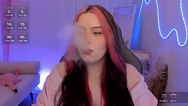 CoralineKeyns online show from 04-17-26, 05:32