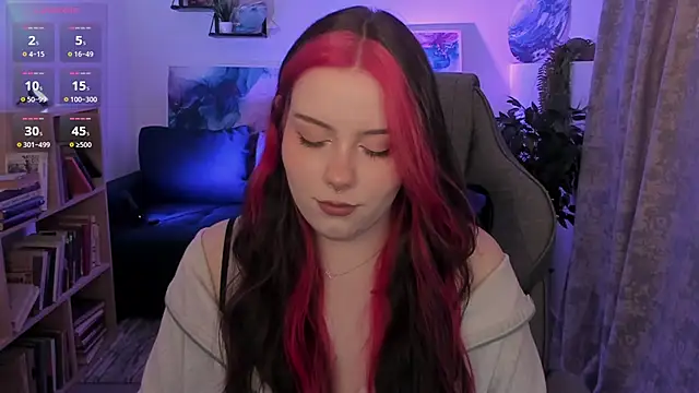 CoralineKeyns online show from 03-25-26, 05:07