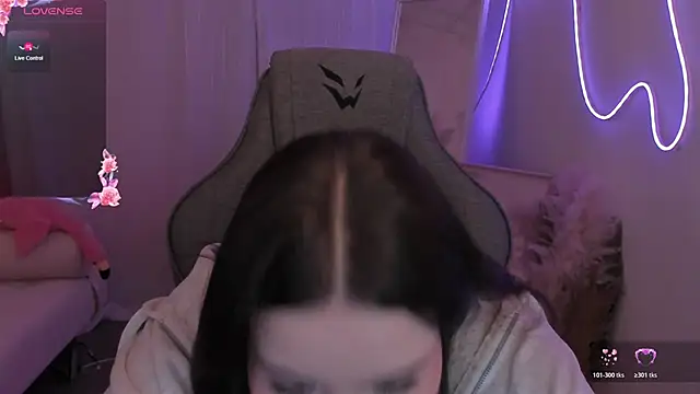 CoralineKeyns online show from 03-05-26, 05:37