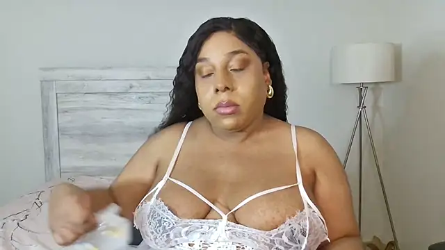 Carmen Cream online show from 02-01-26, 02:15