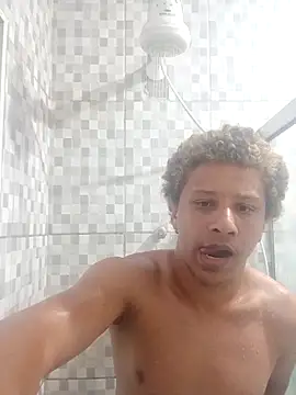 Snapshot of Nicolaskribeiro chatting on 11-18-25, 09:34 Nicolaskribeiro online show from 11-18-25, 09:34