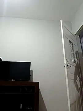 Snapshot of Nicolaskribeiro chatting on 12-04-25, 09:47 Nicolaskribeiro online show from 12-04-25, 09:47