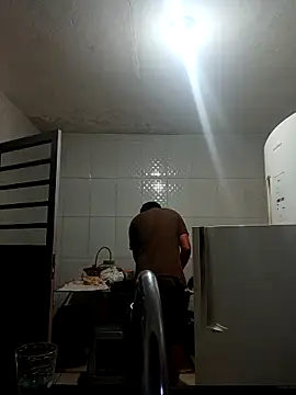 Nicolaskribeiro online show from 05-05-26, 10:07