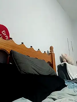 Snapshot of Nicolaskribeiro chatting on 11-22-25, 07:02 Nicolaskribeiro online show from 11-22-25, 07:02