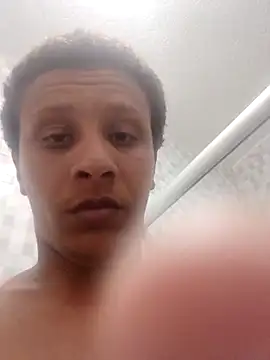 Snapshot of Nicolaskribeiro chatting on 09-18-25, 02:58 Nicolaskribeiro online show from 09-18-25, 02:58