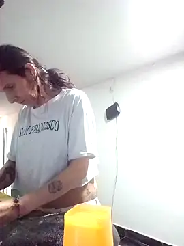 Cameron puppy online show from 11-10-25, 06:57