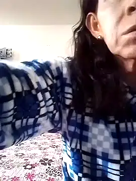 Cameron puppy online show from 10-28-25, 06:40