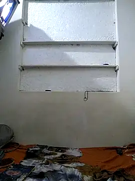 Snapshot of Cameron_puppy chatting on 05-10-26, 07:12 Cameron puppy online show from 05-10-26, 07:12
