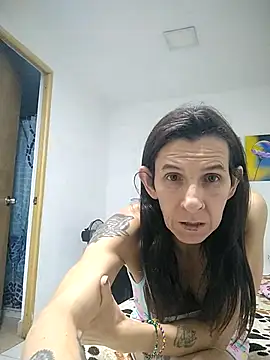 Snapshot of Cameron_puppy chatting on 06-01-26, 10:09 Cameron puppy online show from 06-01-26, 10:09