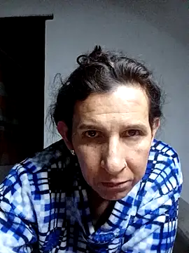 Cameron puppy online show from 12-05-25, 09:19