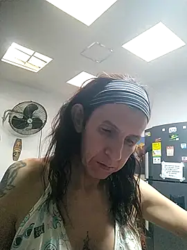 Cameron puppy online show from 06-03-26, 06:01