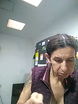 Cameron puppy online show from 06-07-26, 10:15