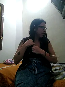 Cameron puppy online show from 02-16-26, 05:17