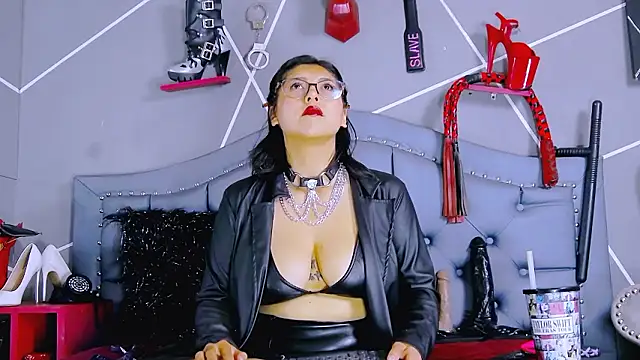 Evangeline online show from 03-10-26, 06:45