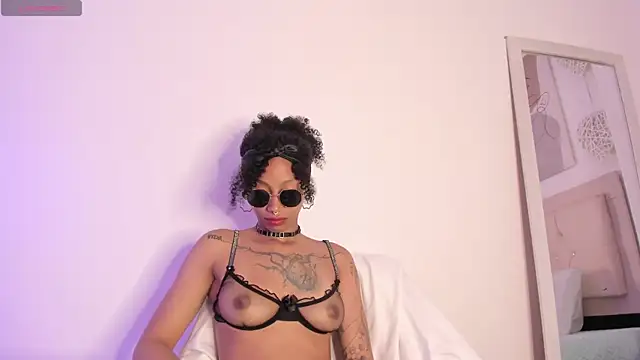 daiana curly online show from 03-18-25, 02:28