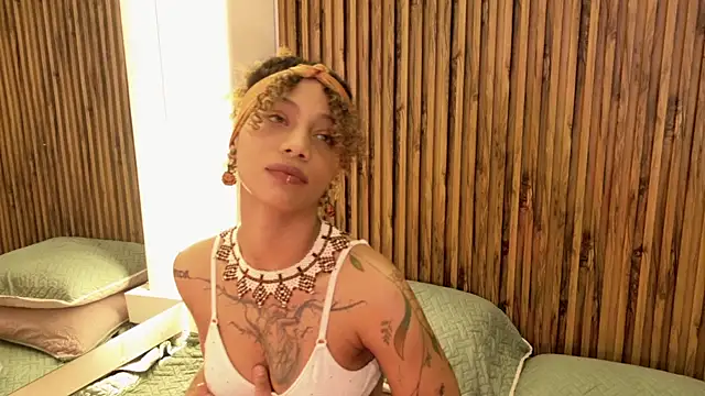 daiana curly online show from 11-23-25, 08:19