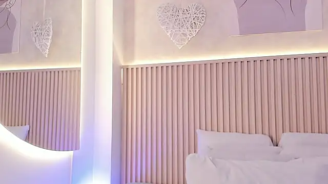 daiana curly online show from 10-17-25, 07:37