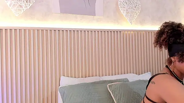 daiana curly online show from 09-13-25, 09:04