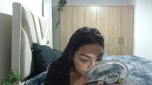 Snapshot of fairylatin222 chatting on 03-15-25, 12:15 fairylatin222 online show from 03-15-25, 12:15