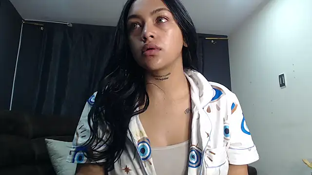 fairylatin222 online show from 01-13-26, 09:46