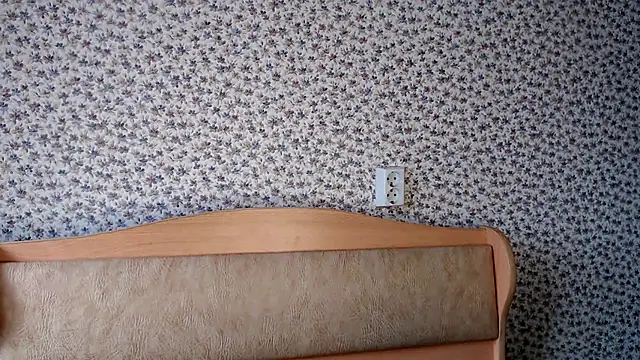 Snapshot of Tinadream20 chatting on 11-08-25, 09:57 Tinadream20 online show from 11-08-25, 09:57