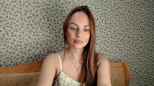 Snapshot of Tinadream20 chatting on 02-21-25, 03:34 Tinadream20 online show from 02-21-25, 03:34