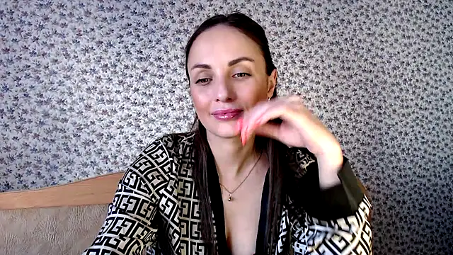 Snapshot of Tinadream20 chatting on 03-18-25, 11:11 Tinadream20 online show from 03-18-25, 11:11