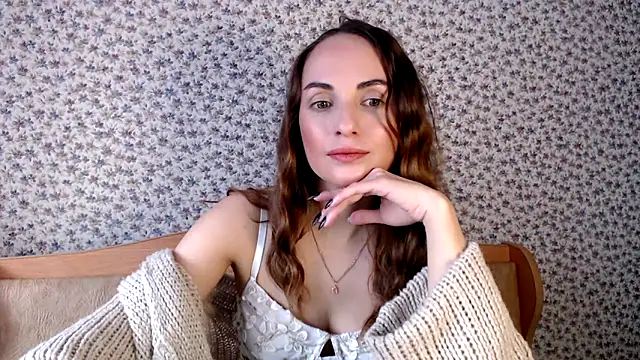 Snapshot of Tinadream20 chatting on 02-12-26, 08:36 Tinadream20 online show from 02-12-26, 08:36