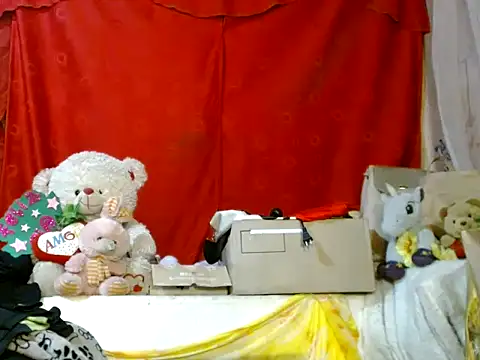 hottieperla online show from 05-14-26, 06:05