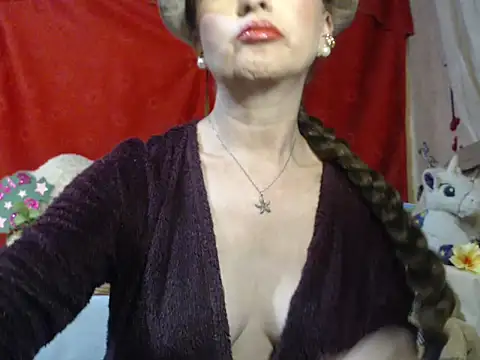 hottieperla online show from 09-22-25, 06:14