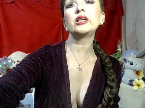 hottieperla online show from 10-07-25, 06:42