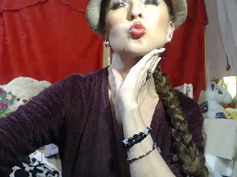 hottieperla online show from 12-04-25, 07:02