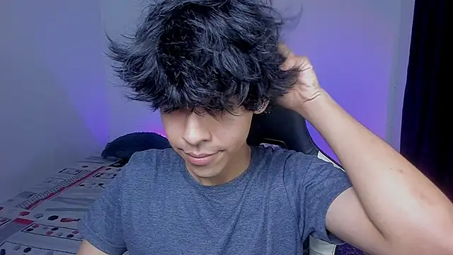 Alan26  online show from 11-28-25, 02:45