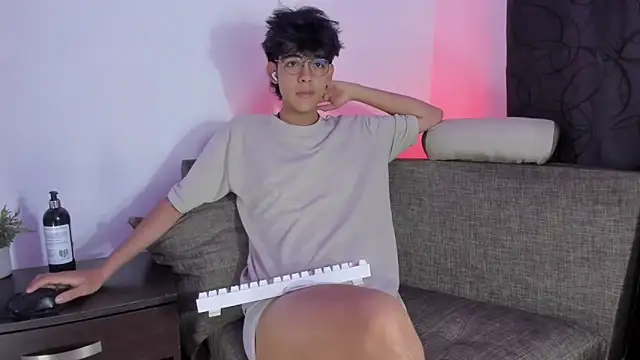 Alan26  online show from 03-15-25, 09:16